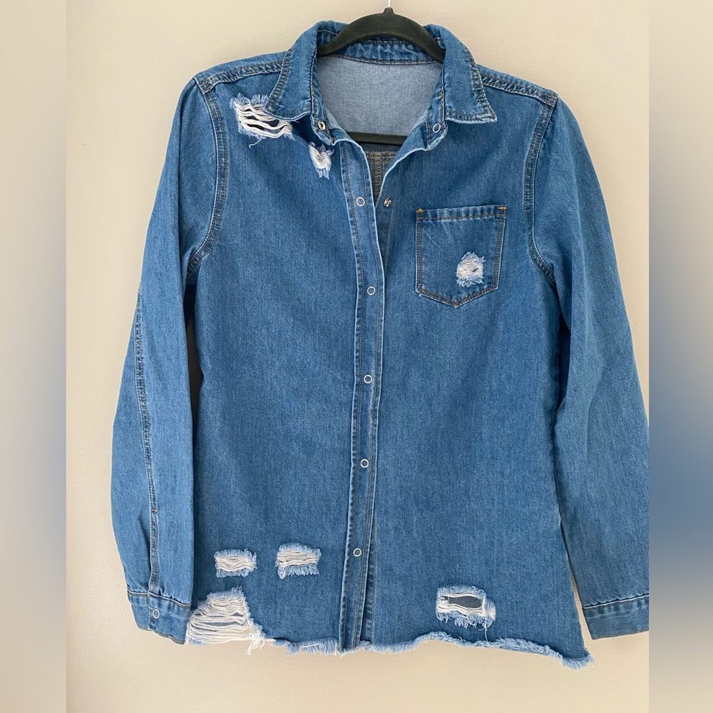 Women’s Casual Light Blue Denim Distressed Shirt | Coverup